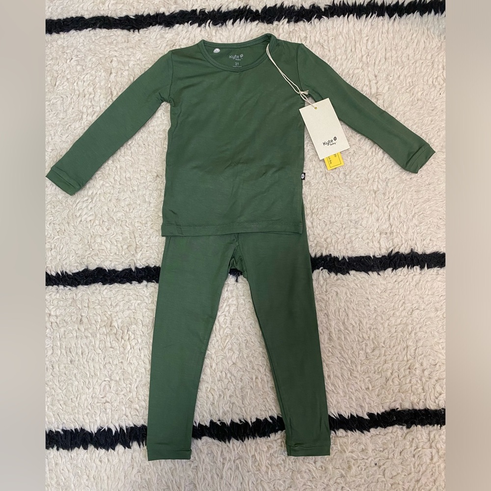 Kyte Baby Hunter Green PJ